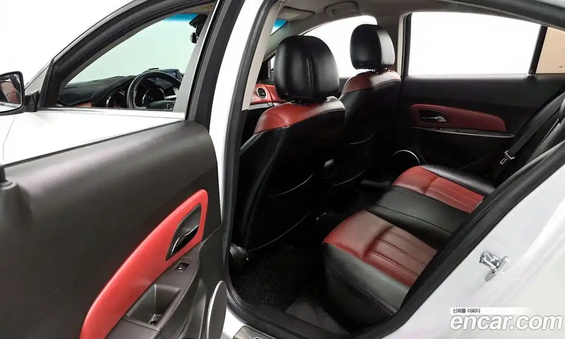 Chevrolet Cruze 2011 2.0 автомат (гидро), фото 12