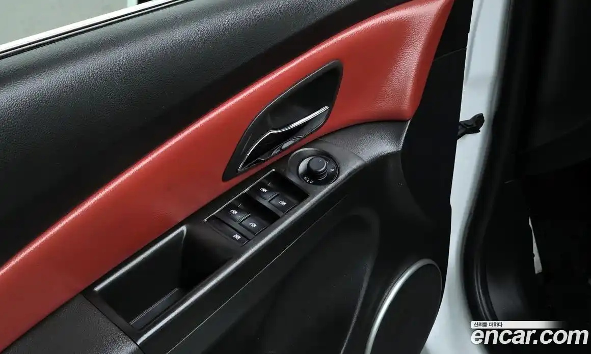 Chevrolet Cruze 2011 2.0 автомат (гидро), фото 17