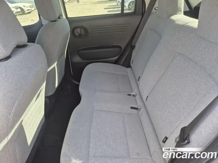 Hyundai Casper 2022 1.0 автомат (гидро), фото 14