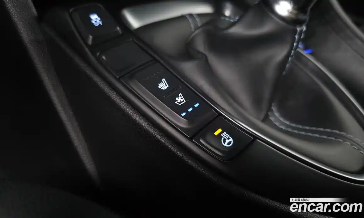 Hyundai Veloster 2020 2.0 механика, фото 22