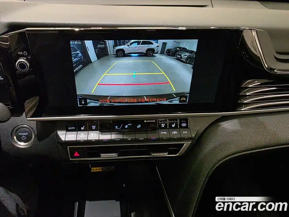 Toyota Camry 2024 2.5 вариатор, фото 13