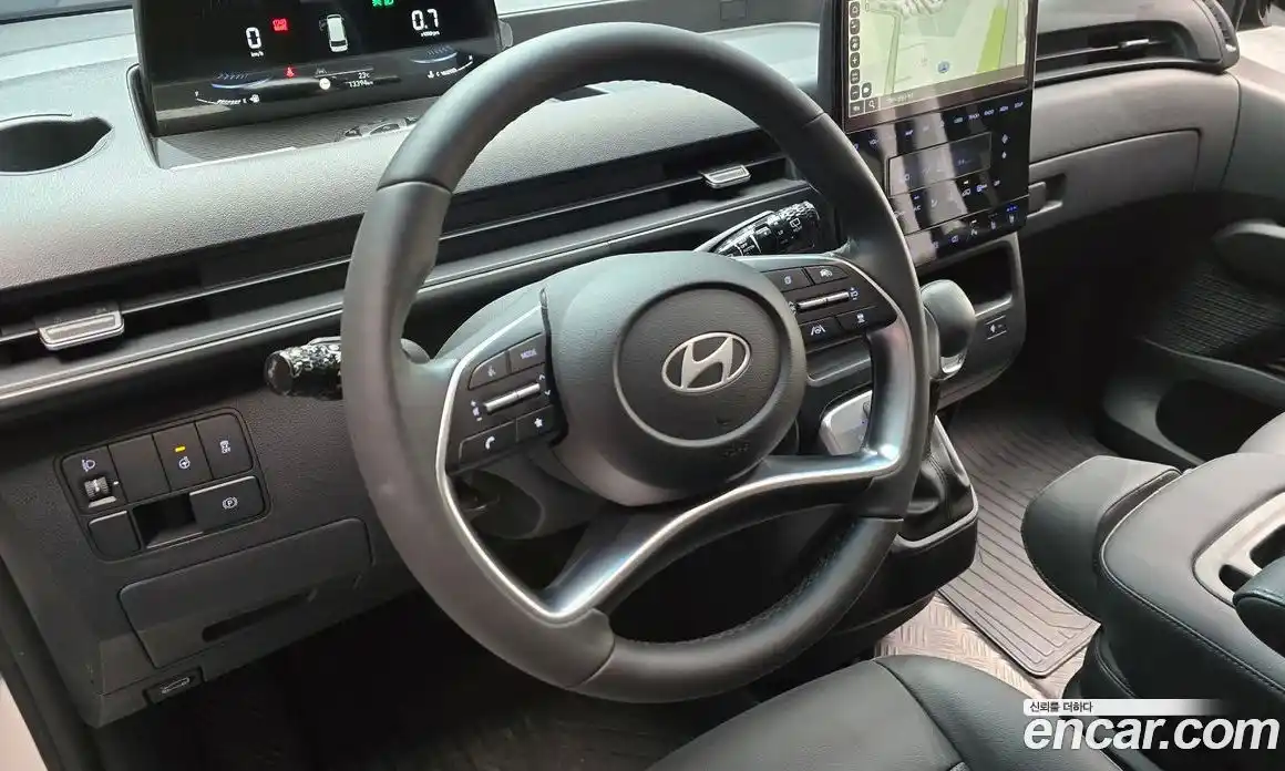 Hyundai Staria 2024 3.5 автомат (гидро), фото 13