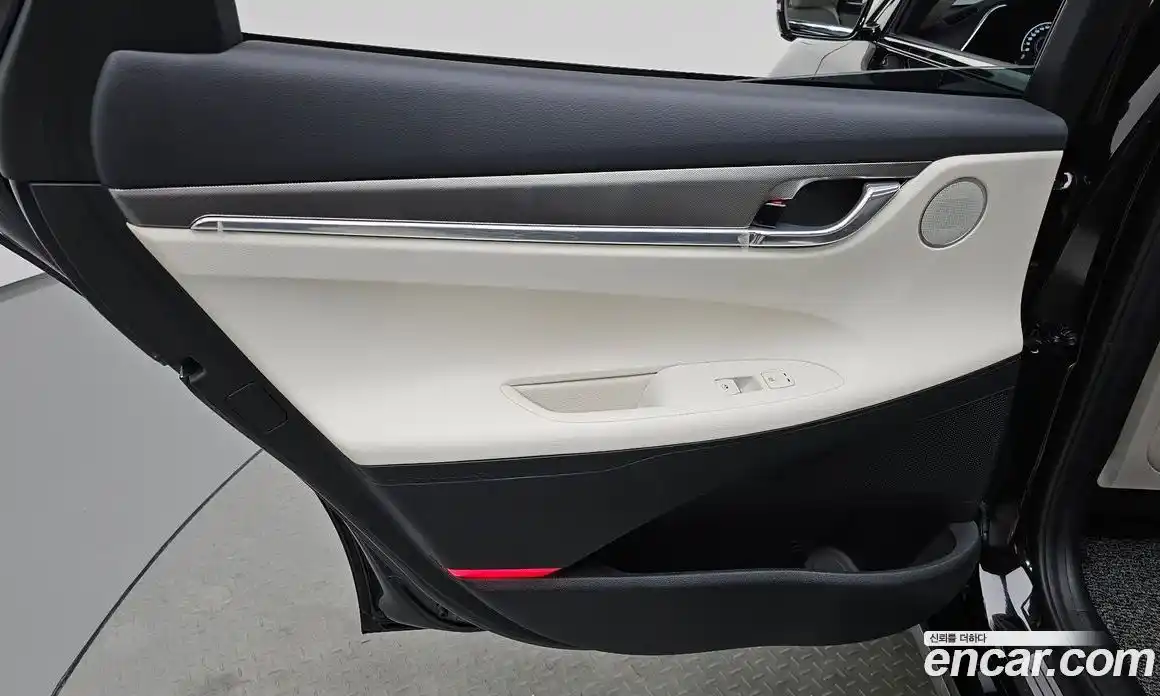 Hyundai Grandeur 2022 2.5 автомат (гидро), фото 14