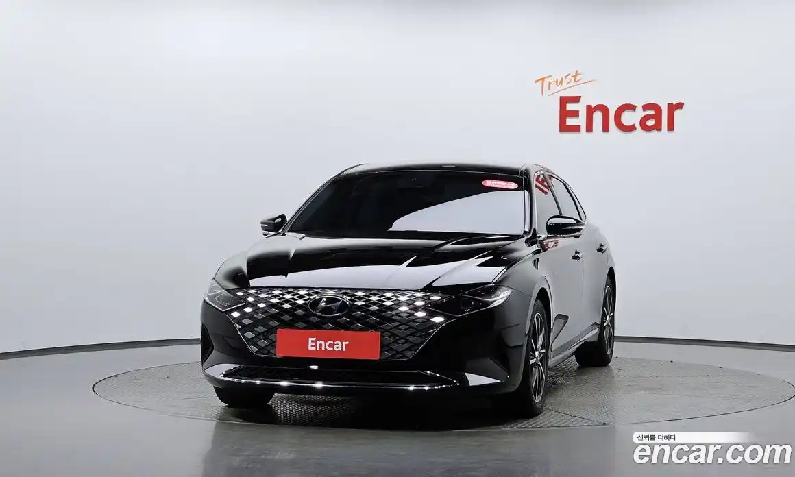 Hyundai Grandeur 2022 2.5 автомат (гидро), фото 2