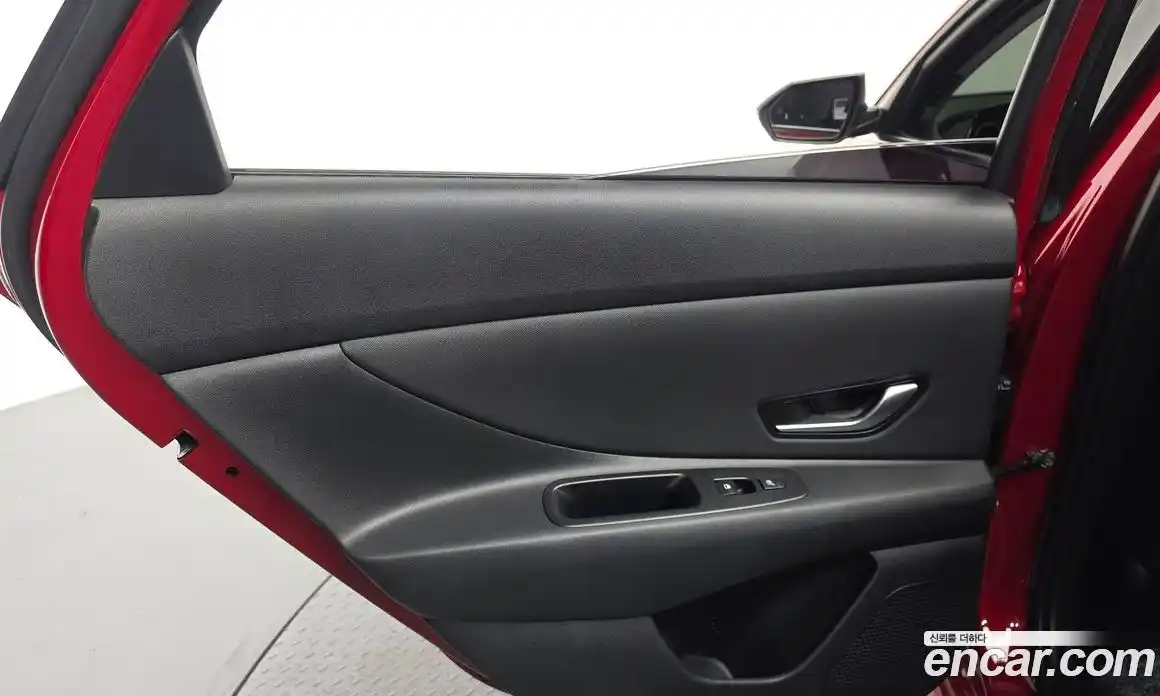 Hyundai Avante 2022 1.6 автомат (гидро), фото 14