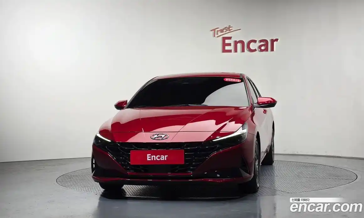 Hyundai Avante 2022 1.6 автомат (гидро), фото 2