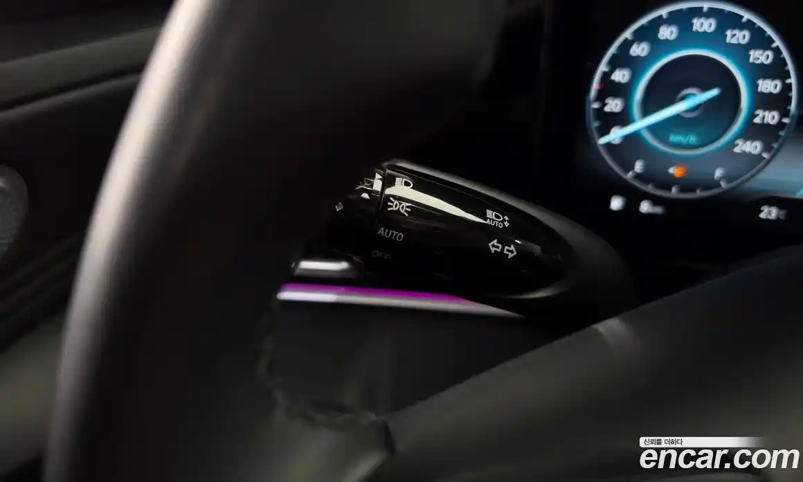 Hyundai Avante 2022 1.6 автомат (гидро), фото 28