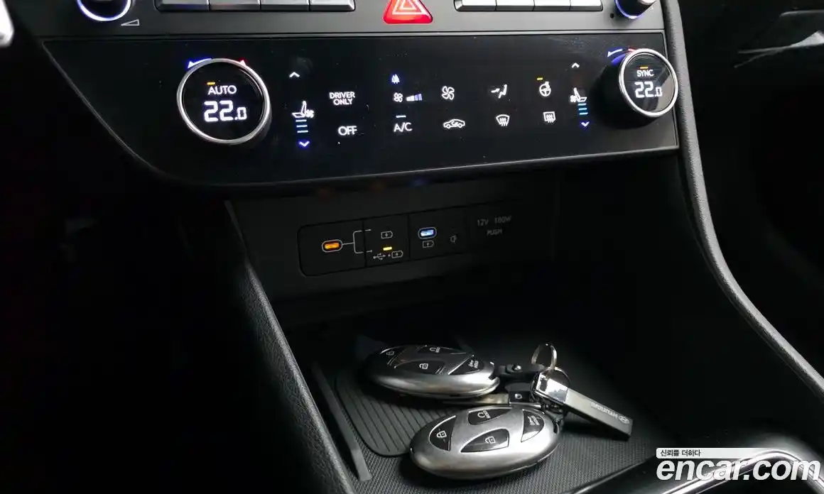 Hyundai Sonata 2024 2.0 автомат (гидро), фото 25