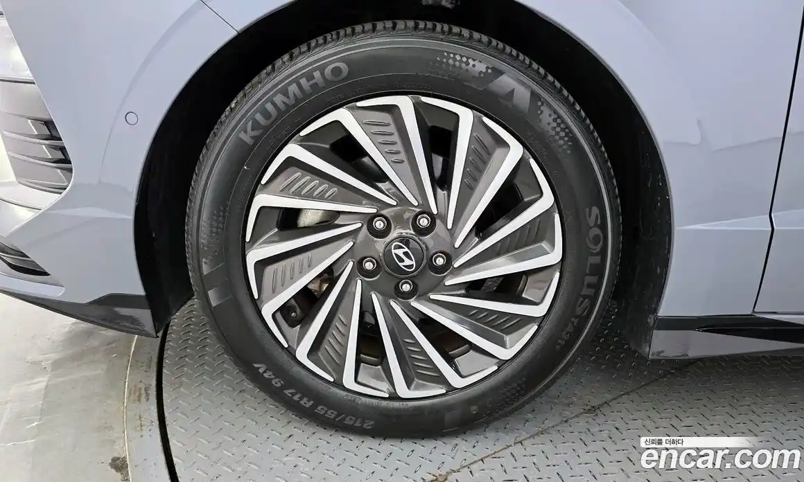 Hyundai Sonata 2024 2.0 автомат (гидро), фото 5