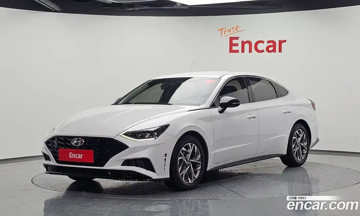 Hyundai Sonata 2021 2.0 автомат (гидро), фото 1