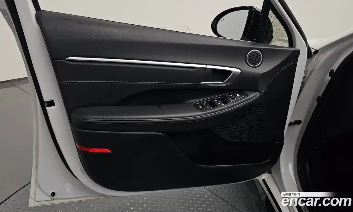 Hyundai Sonata 2021 2.0 автомат (гидро), фото 14