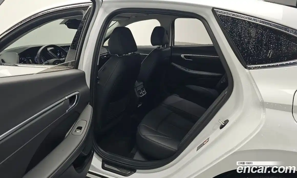Hyundai Sonata 2021 2.0 автомат (гидро), фото 17
