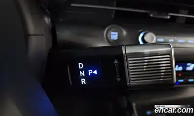 Hyundai Kona 2023 1.6 автомат (гидро), миниатюра 11