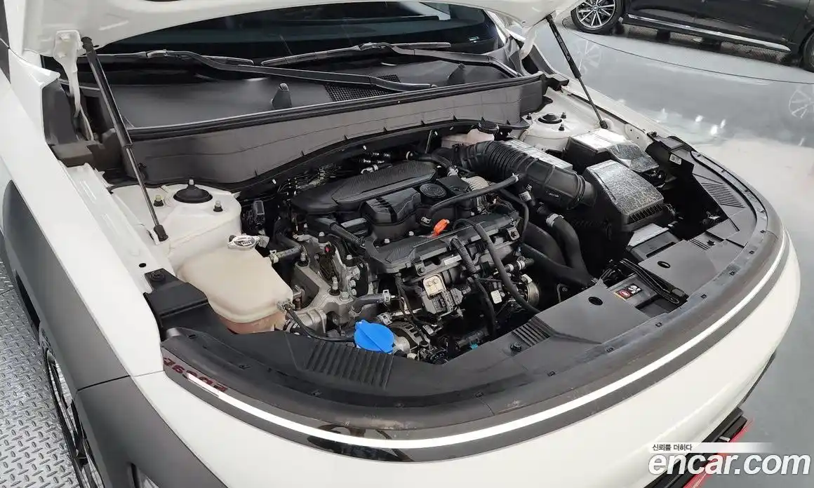 Hyundai Kona 2023 1.6 автомат (гидро), фото 5