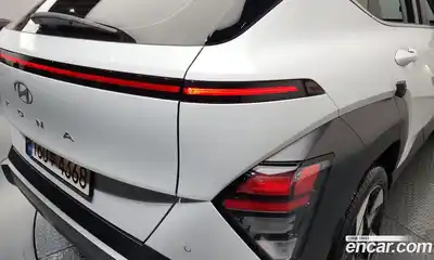 Hyundai Kona 2023 1.6 автомат (гидро), миниатюра 8