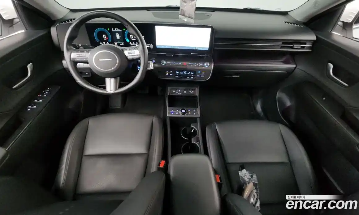 Hyundai Kona 2023 1.6 автомат (гидро), фото 9
