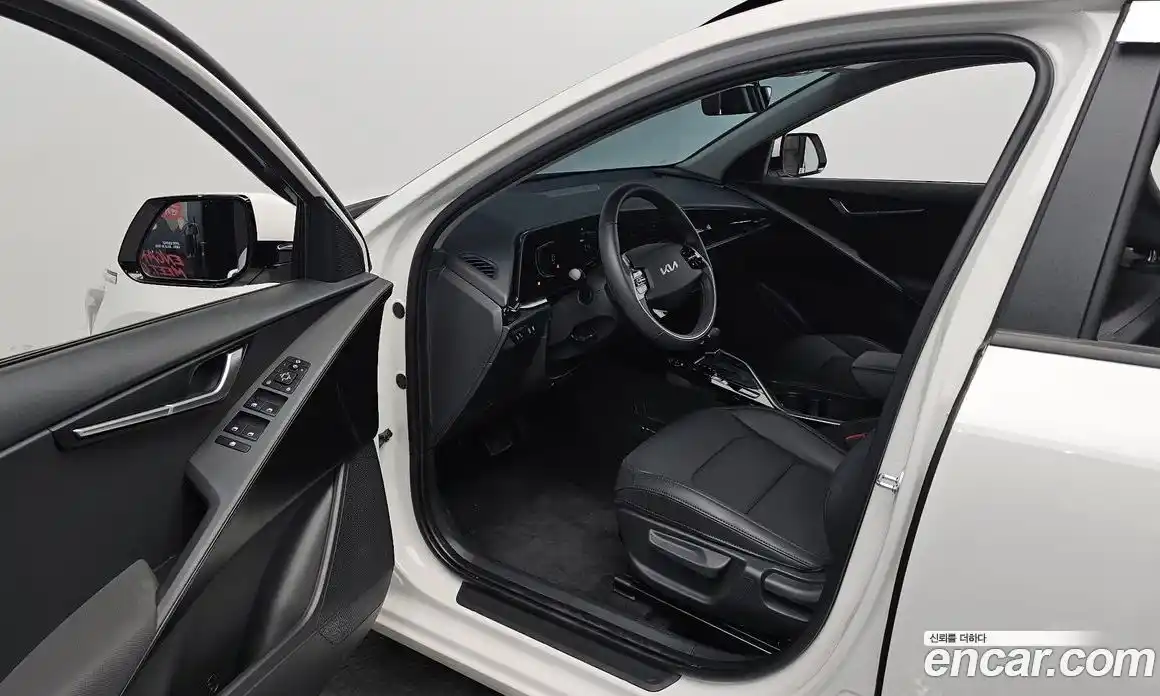 Kia Niro 2026 1.6 автомат (гидро), фото 12