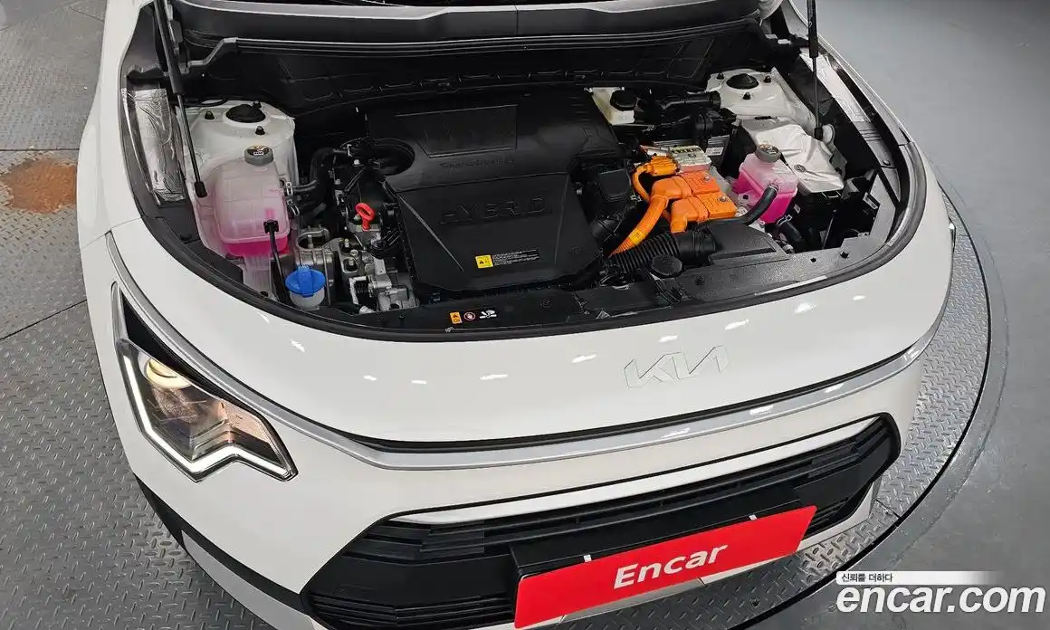 Kia Niro 2026 1.6 автомат (гидро), фото 5
