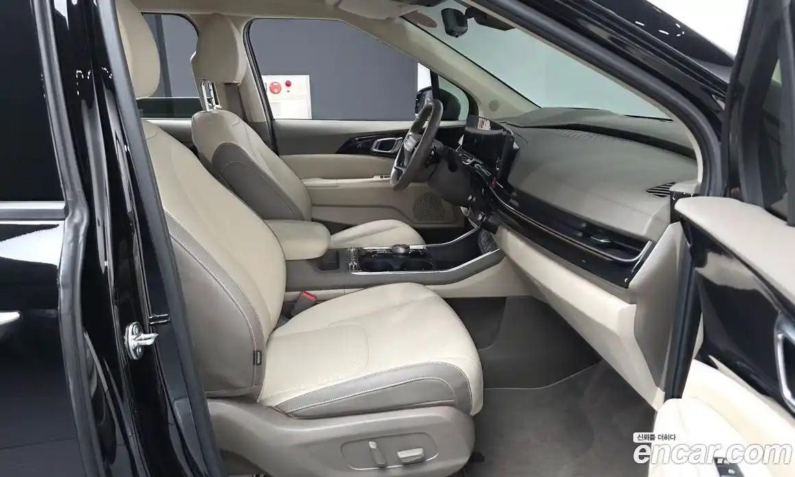 Kia Carnival 2025 2.2 автомат (гидро), фото 17