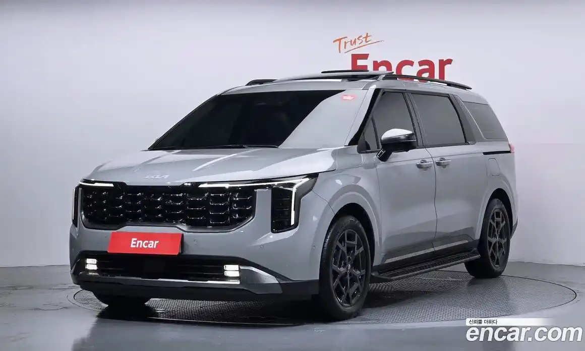 Kia Carnival 2024 1.6 автомат (гидро), фото 1