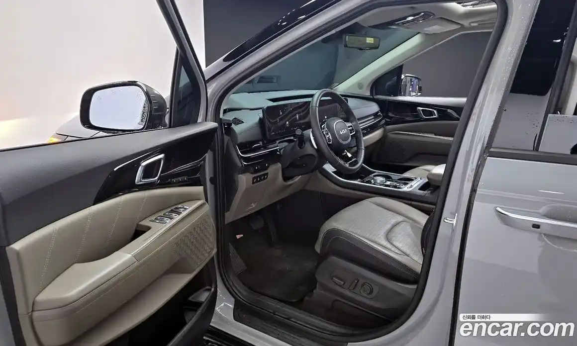 Kia Carnival 2024 1.6 автомат (гидро), фото 13