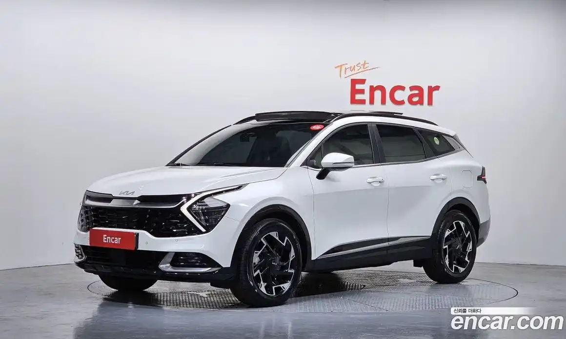 Kia Sportage 2022 1.6 автомат (гидро), фото 1