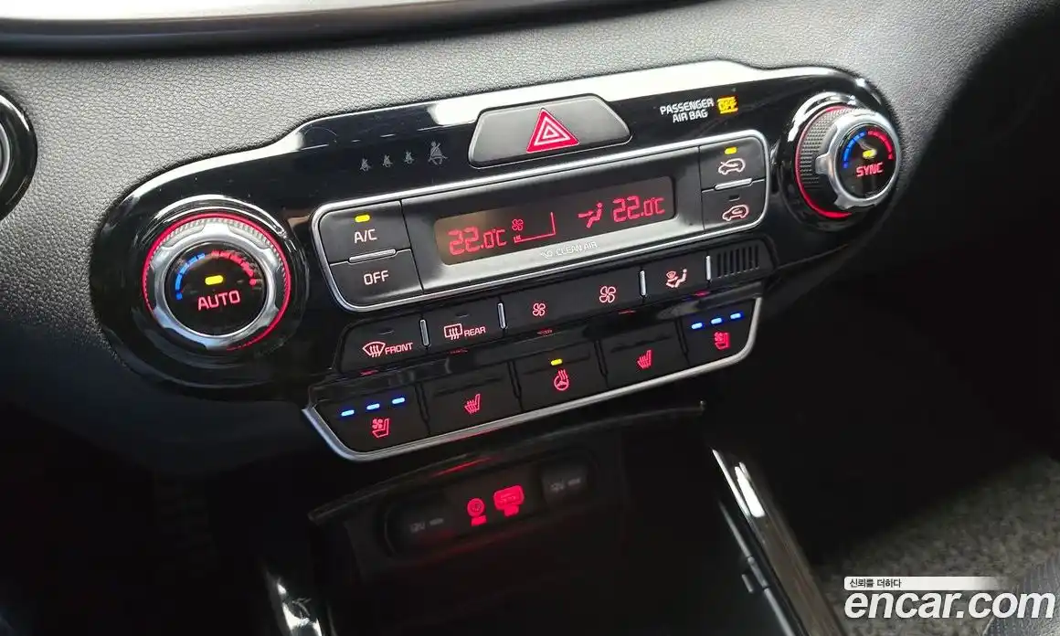Kia Sorento 2018 2.0 автомат (гидро), фото 24