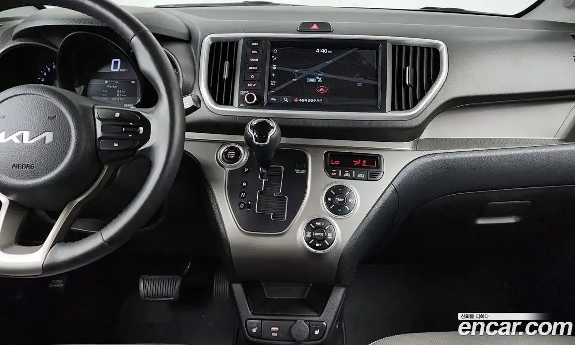 Kia Ray 2022 1.0 автомат (гидро), фото 14