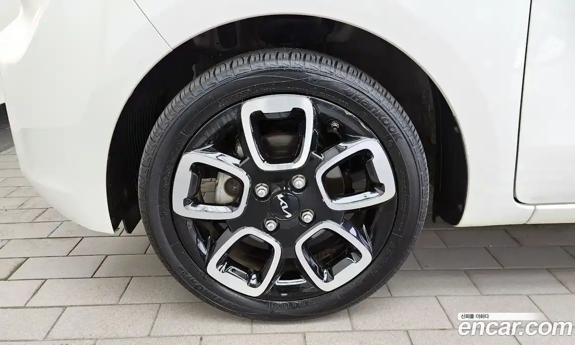 Kia Ray 2022 1.0 автомат (гидро), фото 5