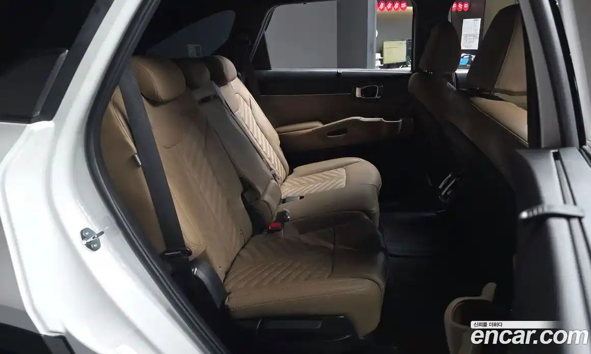 Kia Sorento 2023 1.6 автомат (гидро), фото 18