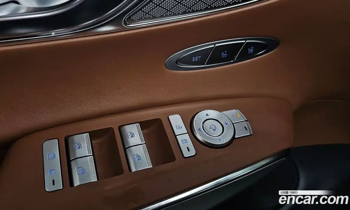 Genesis GV70 2022 2.5 автомат (гидро), фото 24