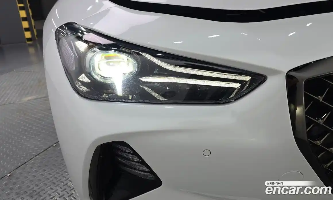 Genesis G70 2020 2.0 автомат (гидро), фото 8