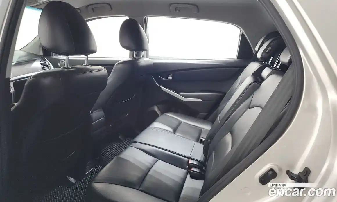 SsangYong Korando 2014 2.0 автомат (гидро), фото 17