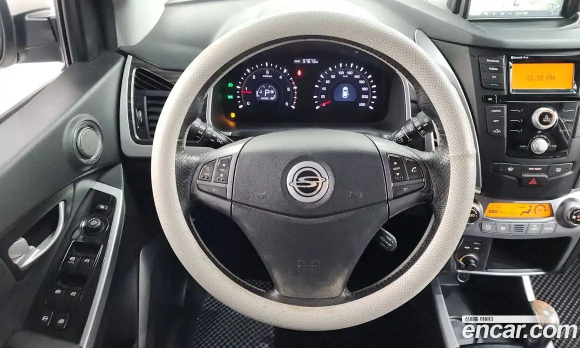 SsangYong Korando 2014 2.0 автомат (гидро), фото 21