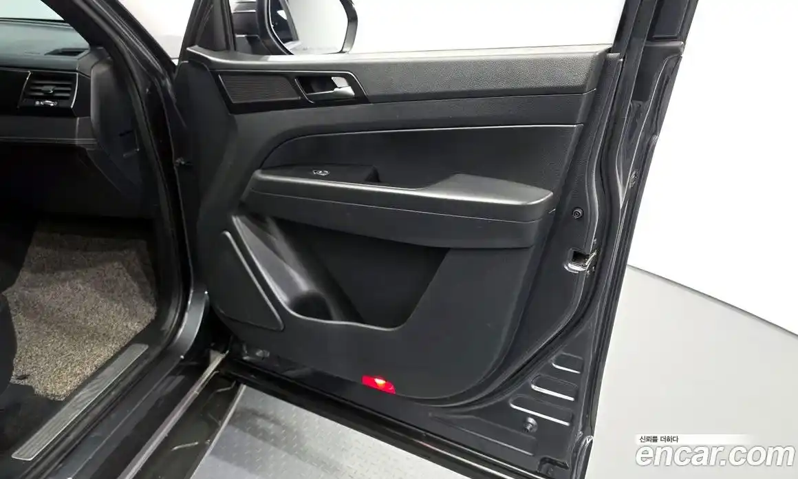 SsangYong Rexton 2019 2.2 автомат (гидро), фото 14