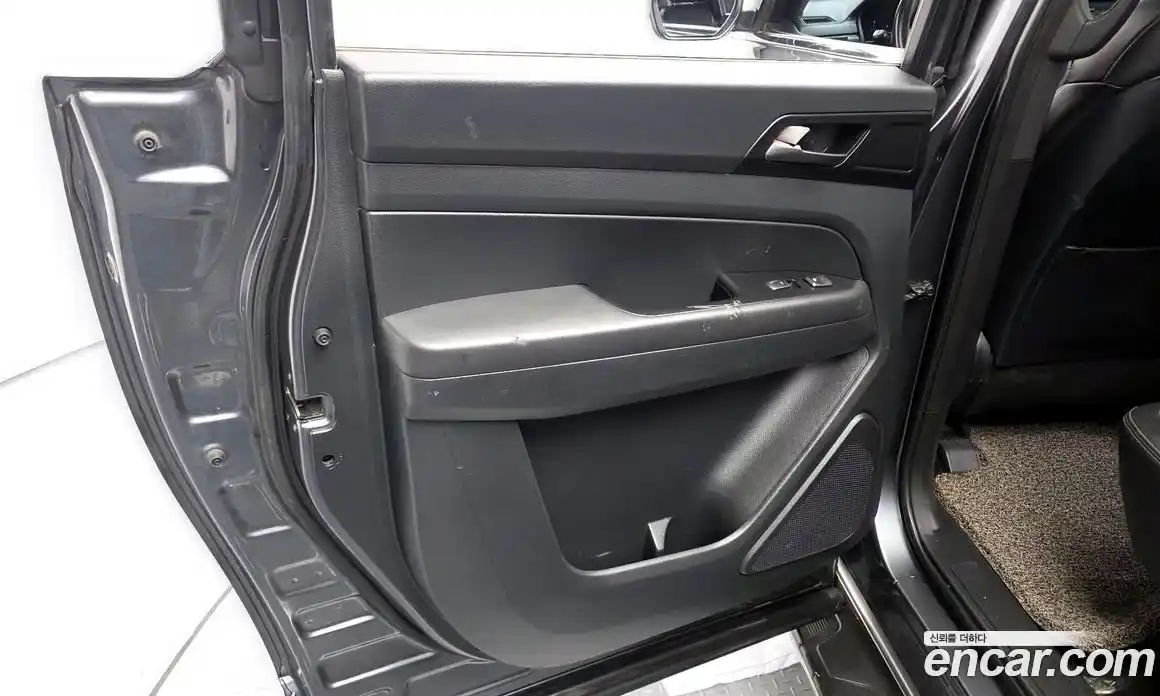 SsangYong Rexton 2019 2.2 автомат (гидро), фото 15