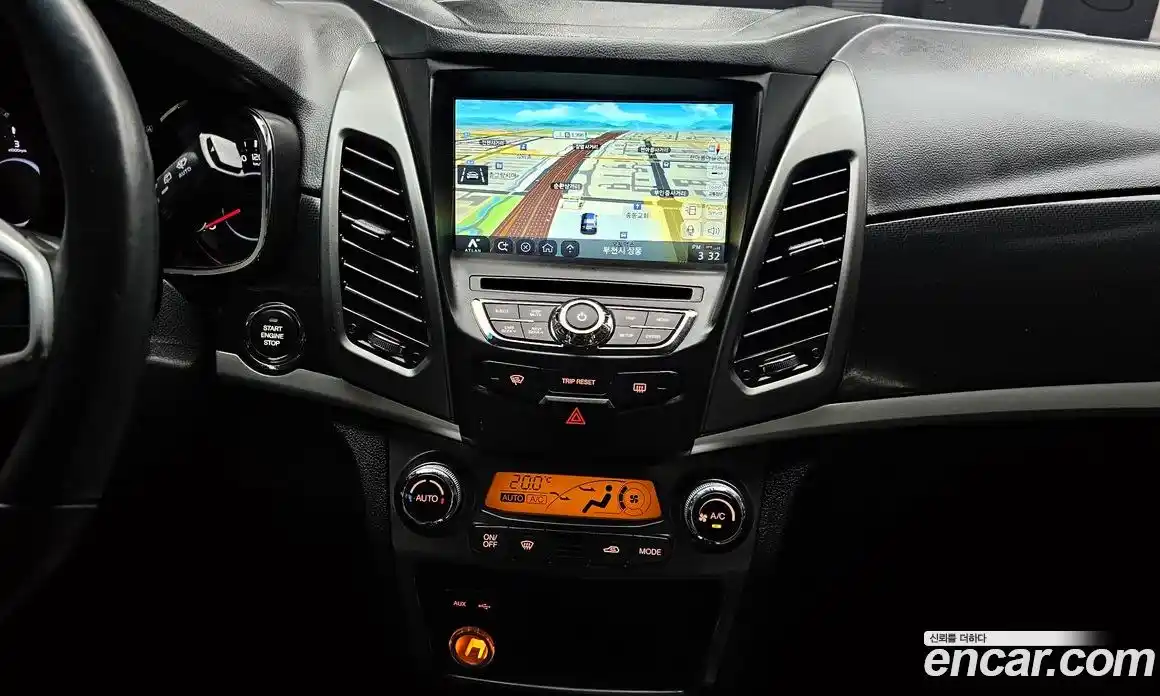 SsangYong Korando 2017 2.2 автомат (гидро), фото 14