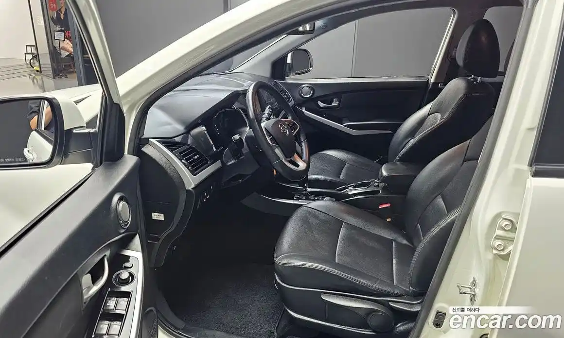 SsangYong Korando 2017 2.2 автомат (гидро), фото 10