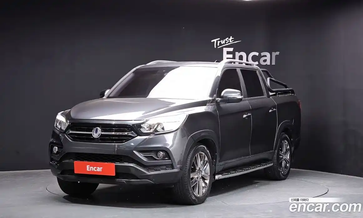 SsangYong Rexton 2018 2.2 автомат (гидро), фото 1
