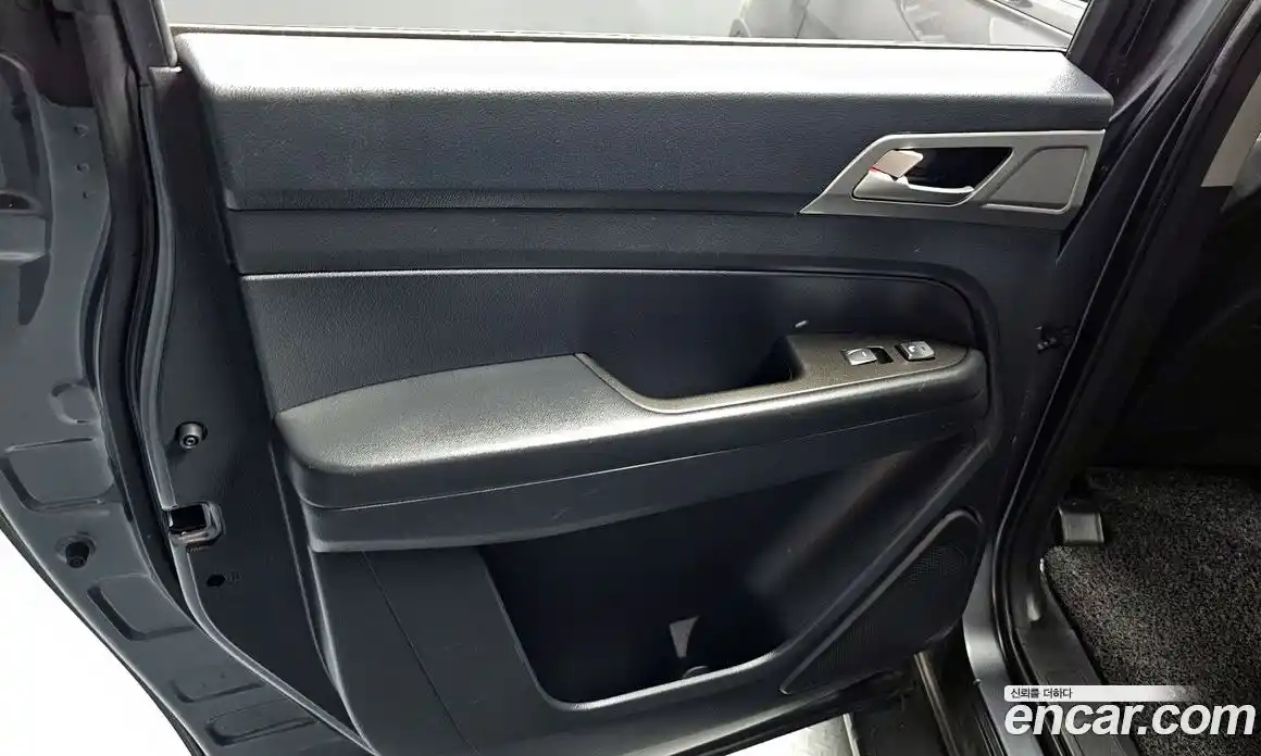 SsangYong Rexton 2018 2.2 автомат (гидро), фото 15