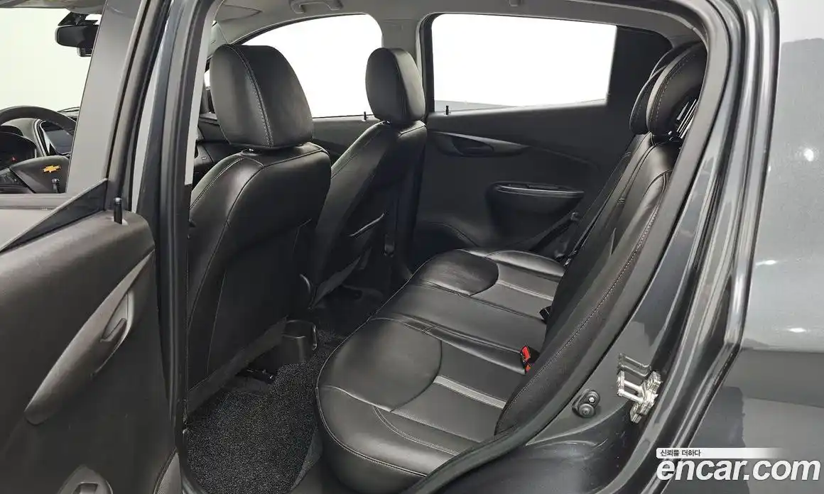 Chevrolet Spark 2019 1.0 автомат (гидро), фото 15