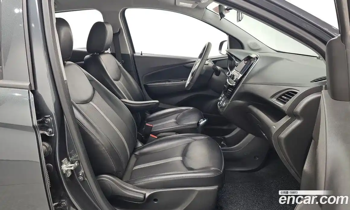 Chevrolet Spark 2019 1.0 автомат (гидро), фото 16