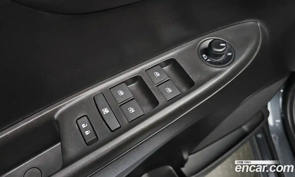 Chevrolet Spark 2019 1.0 автомат (гидро), фото 26