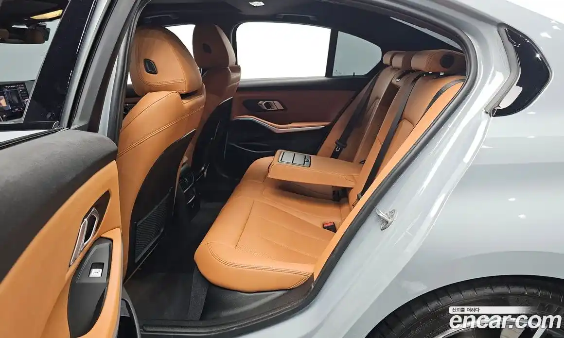 BMW 3 серия 2022 2.0 автомат (гидро), фото 17