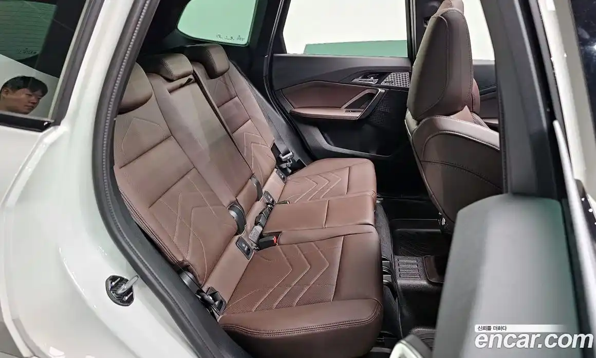 BMW X1 2025 2.0 автомат (гидро), фото 17