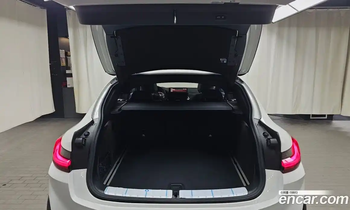 BMW X4 2025 2.0 автомат (гидро), фото 26