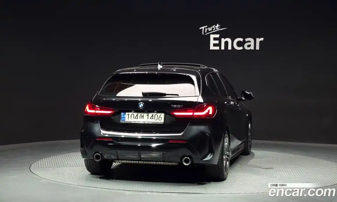 BMW 1 серия 2021 2.0 автомат (гидро), фото 4