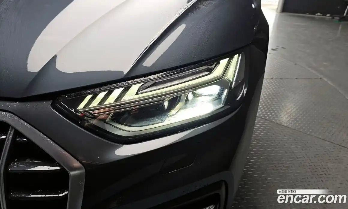 Audi Q5 2022 2.0 автомат (гидро), фото 8