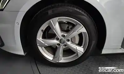 Audi A6 2021 2.0 автомат (гидро), миниатюра 5