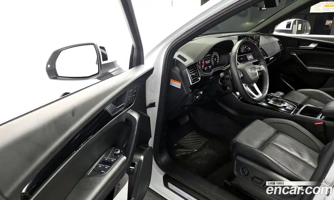 Audi Q5 2021 2.0 автомат (гидро), фото 13